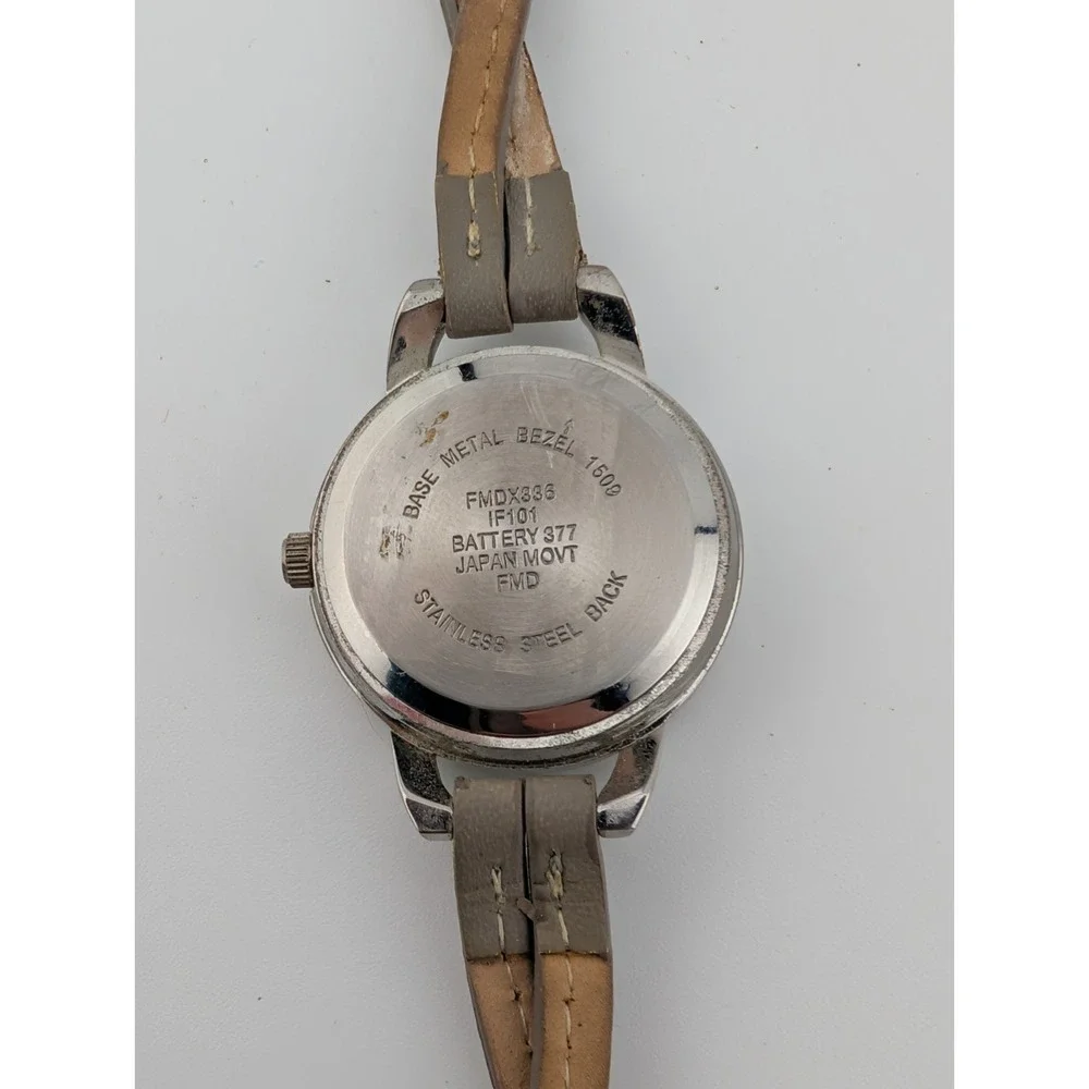 Women's Silver 27mm Watch Twisted Gray Faux Leather Band- New Battery‎